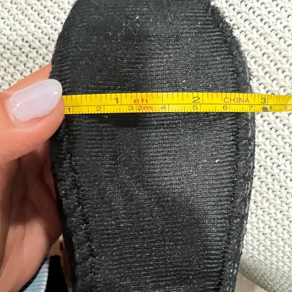Sporto Black Textured Insole